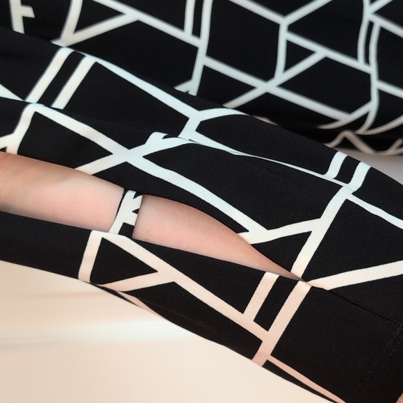 Studio One Geometric Black and White Dress Size 16 NWT - Picture 3 of 9